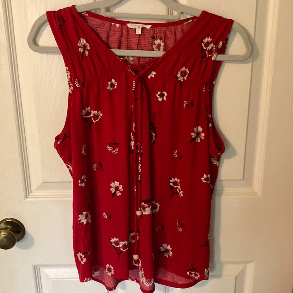 Maurices Red and White floral Tank with Tie Detail